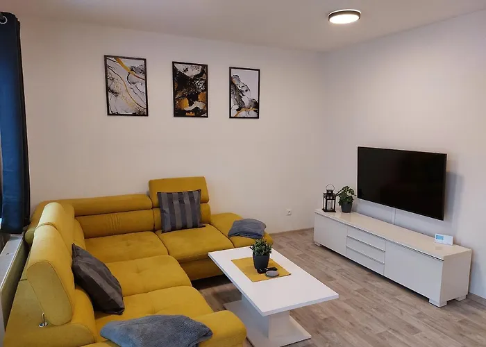 Lägenhet Pod Bukem *